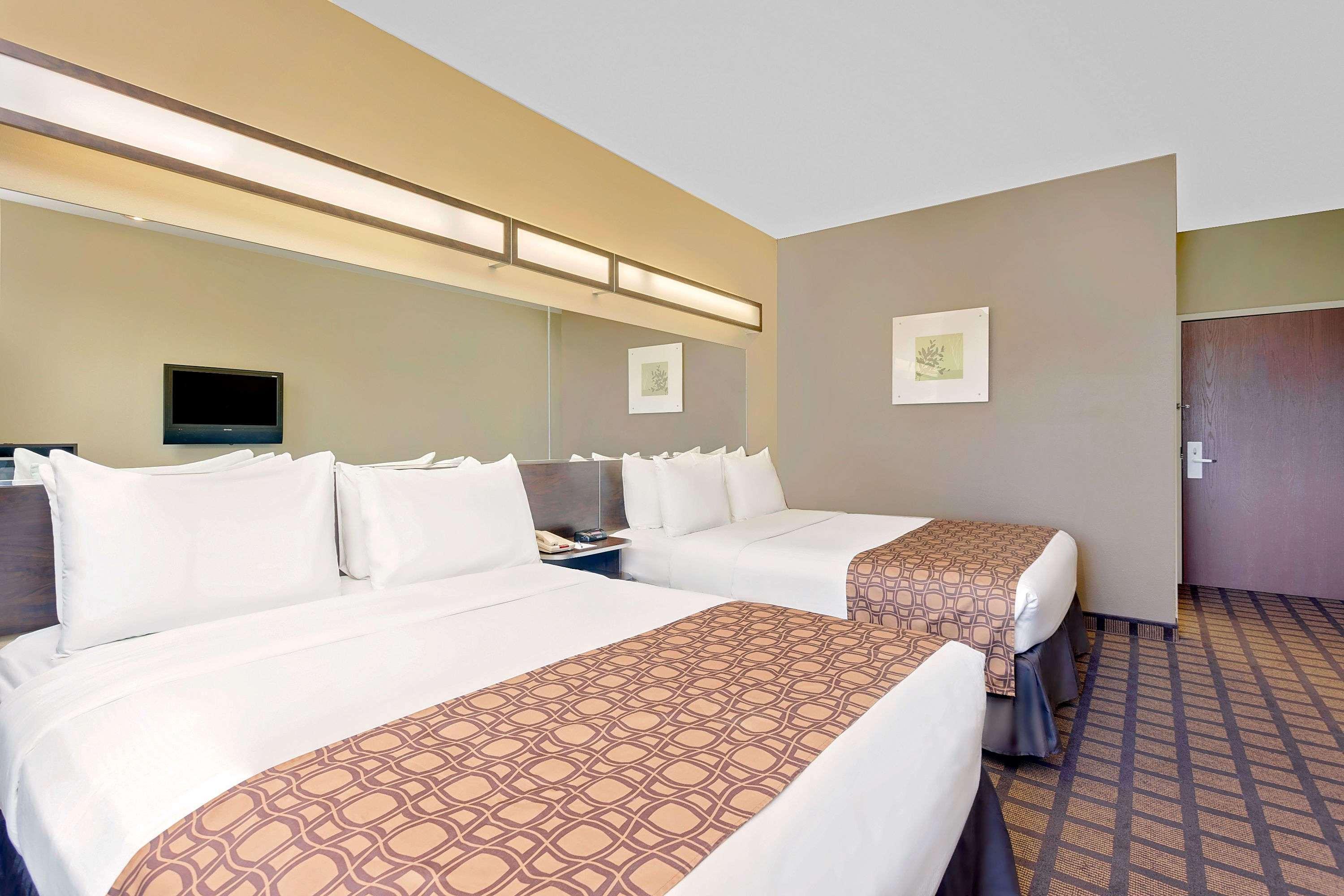 Microtel By Wyndham Perry National Fairground Area I-75 Exterior photo