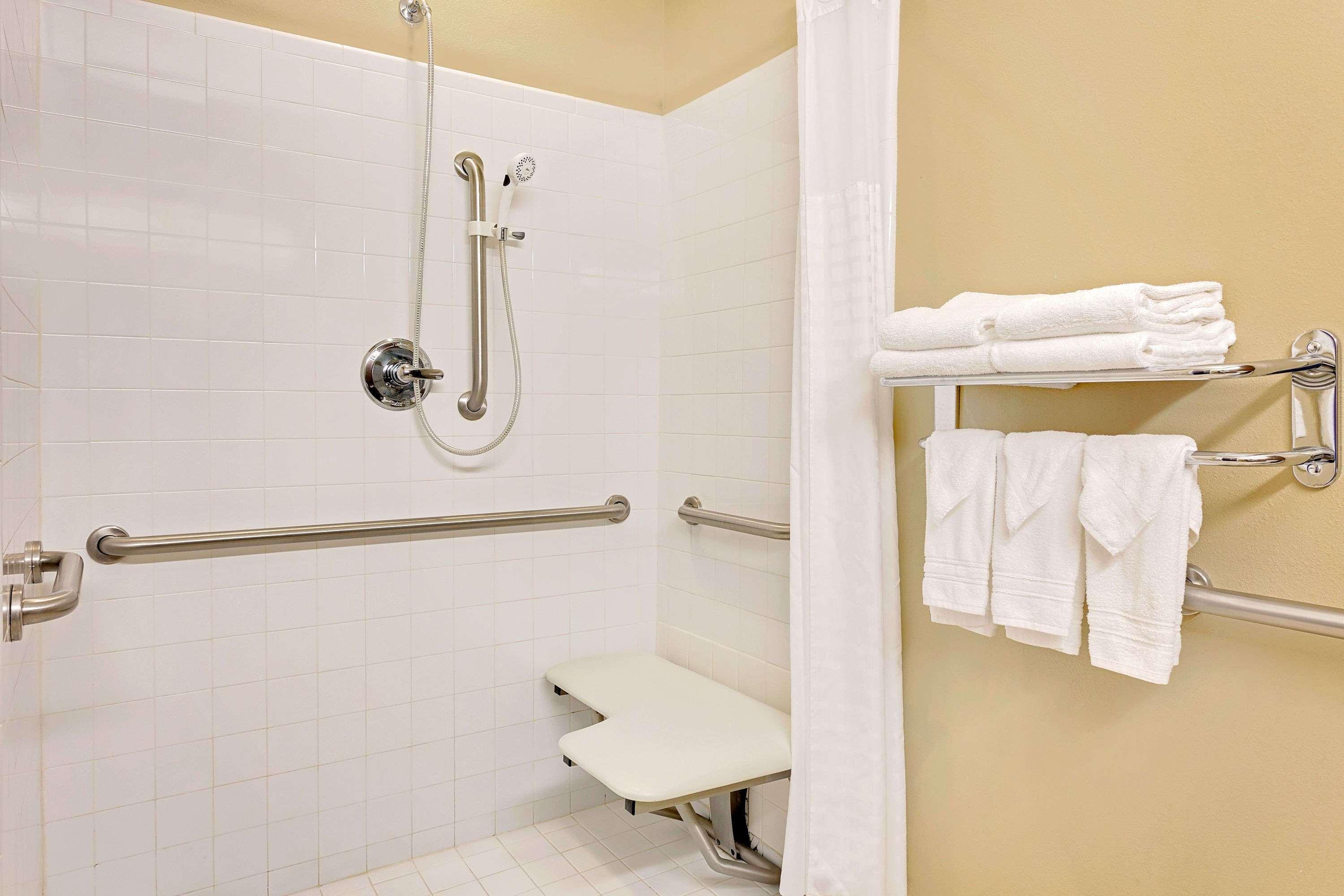 Microtel By Wyndham Perry National Fairground Area I-75 Exterior photo