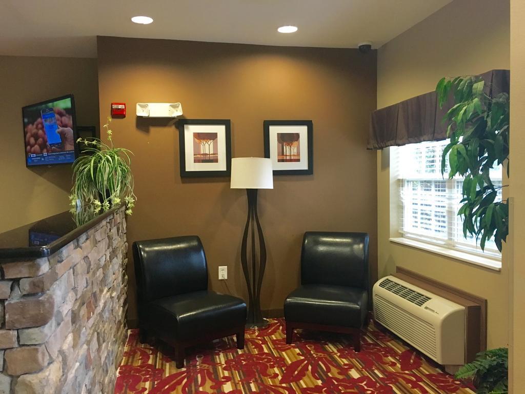 Microtel By Wyndham Perry National Fairground Area I-75 Exterior photo